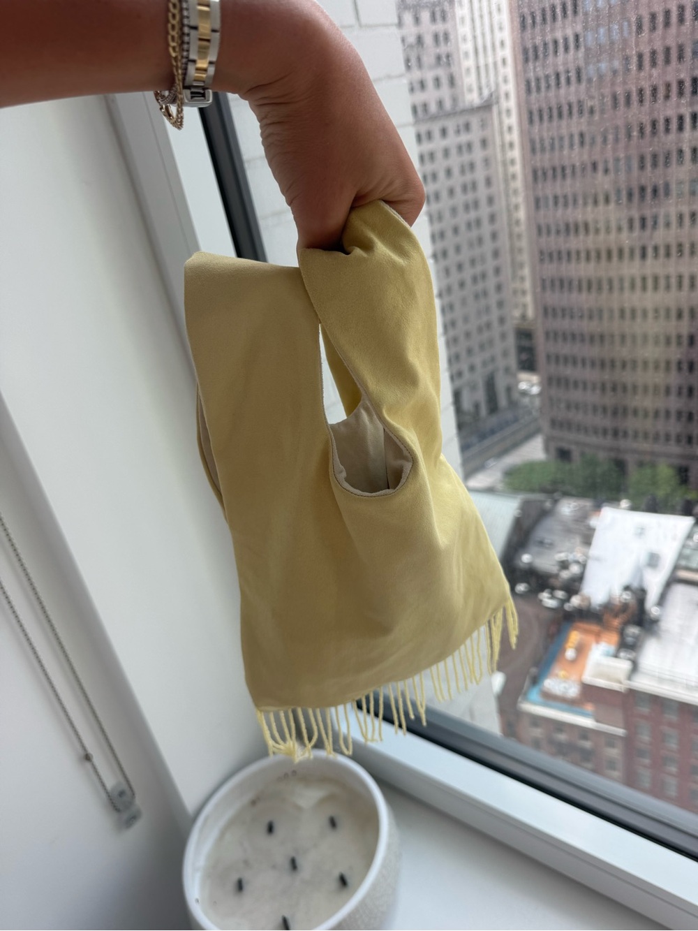 Yellow Fringe Leather Hand Knot bag - Picture 4 of 7